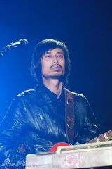 高清：长阳音乐节第2日 谢天笑重奏国歌左小掀高潮