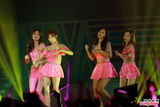 组图：少女时代香港开唱 劲歌热舞齐秀美腿
