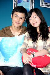 高清组图：阮经天代言寝具 设计床组勇敢追梦