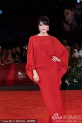 组图：《黑马》首映 布莱尔带初生儿子走红毯