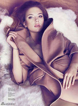 组图：黑寡妇斯嘉丽自曝爱跟男友看情色片