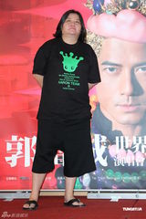 组图：郭富城限制饮食保持体态 称50岁前成婚