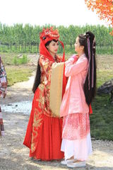 组图：Twins再度合体 美艳女妖造型曝光