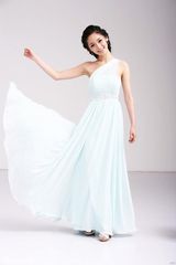 高清图：李曼全新写真曝光 淡蓝长裙气质典雅