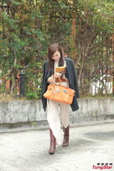 组图：黄宗泽女友不介意被说姐弟恋 尚未见父母