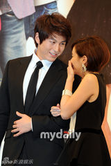 组图：KBS《鹊桥兄弟》发布会 Uee柳秀英助阵出席