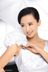 幻灯图：翁虹时尚造型曝光 宣传新书自称黄脸婆