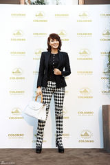 高清图：崔始源等亮相派对 金莎朗镂空裙秀曲线