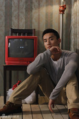 组图：舞蹈家孙锐帅气写真显型男本色