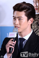 组图：泽演李妍熙高俊熙等闪耀《结婚前夜》