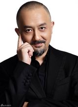 组图：男人四十方显魅力 姚橹拍质感大叔写真