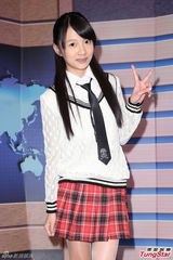 组图：许雅涵和偶像孙协志对戏大呼紧张