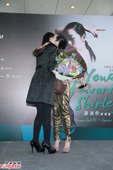 组图：关淑怡为子献唱 谭咏麟周慧敏同台助阵