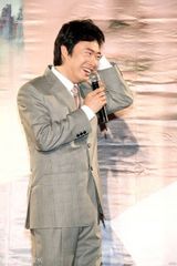 组图：费玉清加盟索尼唱片 暌违10年再发新专辑