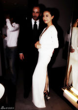 组图：设计金童汤姆福特中国开店 高圆圆被赞性感