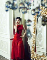 组图：毛俊杰曝贺岁写真 曲线毕露火红诱惑