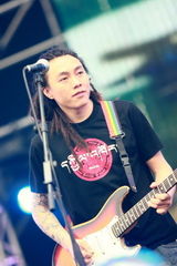 高清：热波音乐节第一天 龙神道激情演出