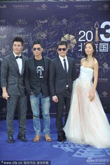 组图：《同谋》江一燕美艳 郭富城张家辉斗帅