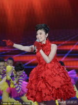 组图：央视蛇年春晚备播带 陈慧琳唱《抱喜》