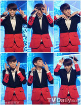 组图：《M Countdown》现场 f(x)圣诞装活泼可爱