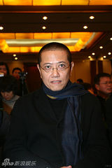 幻灯：汪涵新书发行 邀白岩松等三才子论道