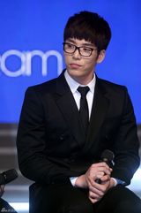 高清组图：韩国偶像组合2AM办回归记者会发布新专辑