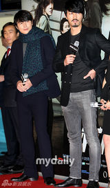 组图：《雅典娜》将开播 主演郑雨盛(郑宇成)秀爱等宣传