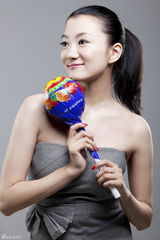 组图：李伯男推2011新作《半糖》 精美宣传照曝光