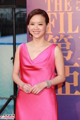 组图：亚太影展红毯生辉 刘嘉玲露半球曾宝仪秀美背