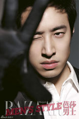 组图：潘玮柏登《芭莎男士》 出道十年容颜不老