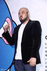 组图：田村亮搞笑秀中文 前ENERGY团员TORO宣告复出