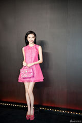 组图：景甜捧场时尚品牌庆典 独立也是一种时尚