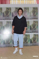 组图：玉木宏7月将唱响香港 歌迷凌晨排队买票