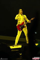 组图：苏打绿演唱会脱衣助兴 王菀之任嘉宾献唱