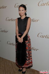 组图：林青霞华丽造型亮相再现巨星风范