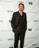 组图：盘点亚历山大-斯卡斯加德十佳西装造型