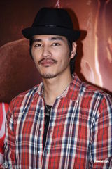 组图：大S两任前男友将同台 蓝正龙不怕与仔仔碰面