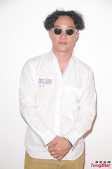 组图：陈奕迅杨千嬅等好友齐聚音乐会彩排