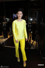 高清组图：刘涛秀白皙香肩 和成龙、F1车手同台