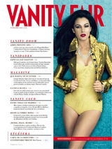 组图：莫妮卡-贝鲁奇《名利场》半裸出浴