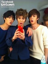 组图：韩国组合SHINee与f(X)等写真影像曝光