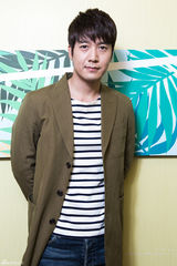 高清组图：新浪娱乐独家对话韩星赵显宰