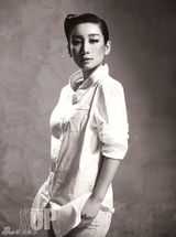 组图：秦海璐封面大片 另类妆容别样风情