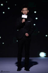 组图：《黄金时代》定档十月一日 发定档海报