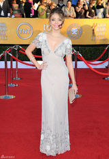 高清组图：萨拉-海蓝德珠绣礼服亮相娇俏可人