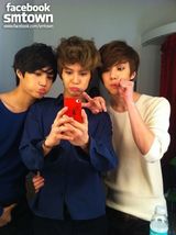 组图：韩国组合SHINee与f(X)等写真影像曝光