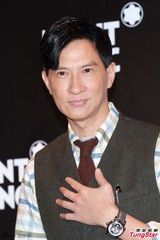 组图：Angelababy否认黄晓明送豪宅复合