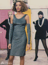 组图：惠特尼去世一周年 巨星珍贵旧照曝光