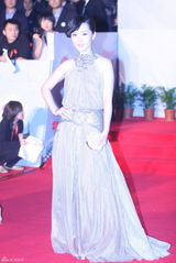 组图：第28届金鸡奖红毯 群星云集女星美艳男星帅气