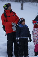 组图：《爸爸》雪乡抢先看 萌娃玩雪脸蛋红扑扑